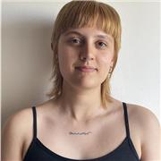 Profesora de música. Lenguaje musical, solfeo y percusión en clases creativas, dinámicas y adaptadas a cada edad